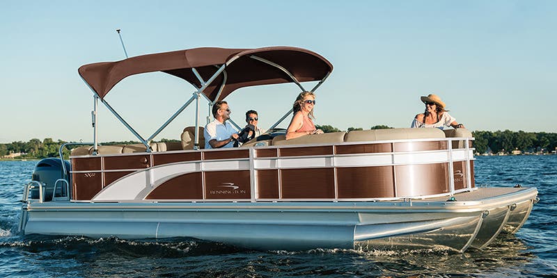 Find complete specifications for Bennington SX Series 22 Boats Here